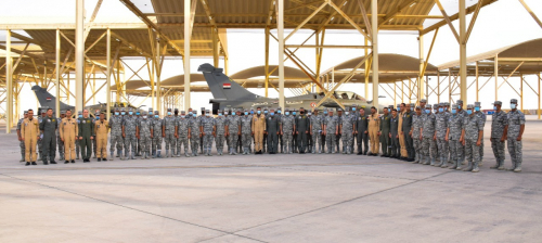 قوات من الجيش المصري تصل الإمارات