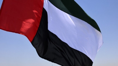 الإمارات.. السلطات تعلن السماح بعدم إرتداء الكمام في بعض الأماكن