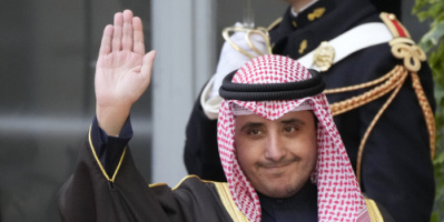 وزير الخارجية الكويتي يزور لبنان بعد نحو شهرين من أزمة الخليج مع بيروت