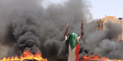 عضو في الانتقالي السوداني يؤكد التزام بلاده بكل الاتفاقيات الدولية بما فيها اتفاقية جنيف