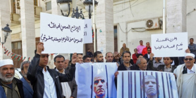 ليبيا.. قبيلة "المقارحة" تهدد بالتصعيد اذا لم يكشف عن مصير رئيس الاستخبارات في عهد القذافي