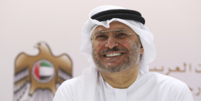 أنور قرقاش يعلق على قرار عودة السفير الإماراتي إلى إيران