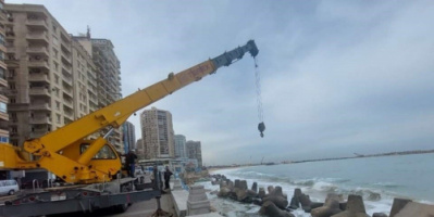 الحكومة المصرية تتحرك لدرء تشقق وتصدع كورنيش الإسكندرية