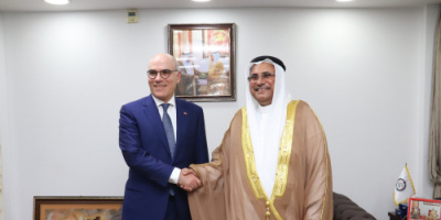 رئيس البرلمان العربي يستقبل وزير خارجية تونس بمقر البرلمان العربي في القاهرة