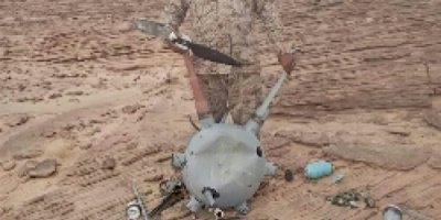 الدفاعات الجوية الحكومية تسقط مسيرة حوثية وتجبر أخرى على المغادرة في صعدة