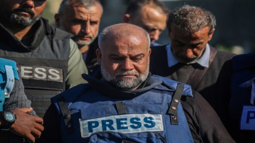 مصر تنجح في إخراج الصحفي وائل الدحدوح من غزة لرفح