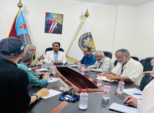 باعوم يترأس اجتماعا مشتركا: هل تلوح في الأفق نهاية للفساد في الجنوب؟