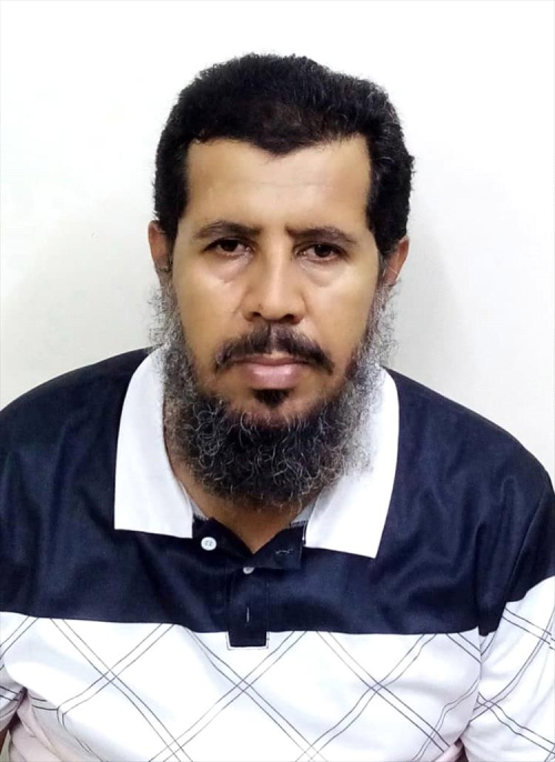 فضيحة فساد تهز انتقالي أبين.. مسؤول الفكر والإرشاد يستقيل ويصرخ في وجه الزبيدي: خاطبنا الجميع.. ولا جواب