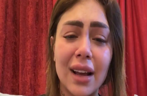 بعد فيديو الاعتداء.. اتهامات بالمخدرات والتصوير غير القانوني تطيح بالبلوغر هدير عبد الرازق وطليقها