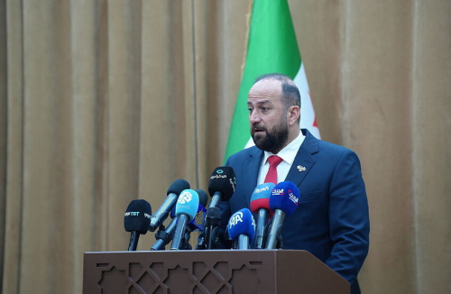 بعد اتهامات طالت مجتمعاً بأكمله.. دمشق تتدخل وتتبرأ: تصرفات الهجري فردية