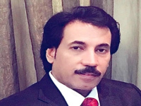 هاني البيض: تحسّن سعر الصرف في عدن "إجراء تجميلي" مؤقت ودوافعه سياسية والانهيار السريع قادم
