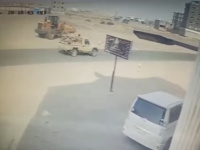 السلطة المحلية بمديرية البريقة تدين وتستنكر واقعة الإعتداء واحتجاز الجهات المكلفة بإزالة البناء العشوائي ( بيان + فيديو )
