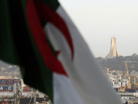 الكشف عن تشكيلة الحكومة الجزائرية الجديدة بعد تعيين سيفي غريب وزيرا أول