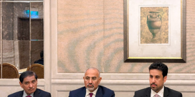 اجتماع عاصف في الرياض... الزبيدي يفجر مفاجأة أمام 3 سفراء ويكشف ما يحدث سراً داخل المجلس الرئاسي