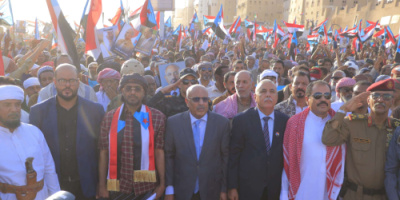 أضخم حشد في تاريخ شبام.. ماذا قال الانتقالي عن مستقبل حضرموت والجنوب؟