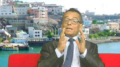 مستحضراً مأساة الجردمي.. عيدروس النقيب للانتقالي: أجهزتكم الأمنية تكرر "نهج صالح" وتخون الثورة الجنوبية
