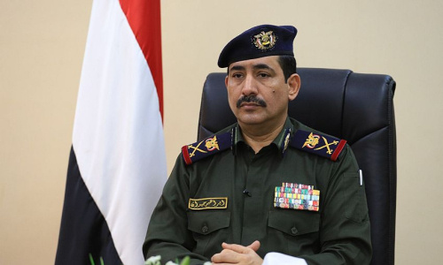 وزير الداخلية حيدان: ضبط شبكة تهريب دولية في عدن تضم أجانب بينهم عناصر من حزب الله