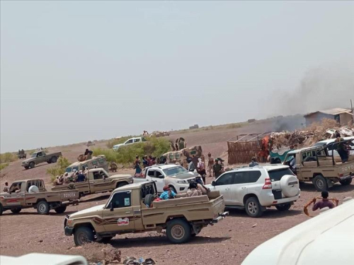 على وشك الاشتباك.. توتر مسلح بين «العمالقة» و«درع الوطن» في رأس العارة