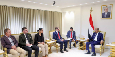 خطة إنقاذ بريطانية.. تفاصيل اجتماع عدن الذي وضع &laquo;الطاقة&raquo; و&laquo;أمن البحر&raquo; على الطاولة