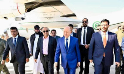 90 مليون دولار لم تضئ عدن.. الظلام يبتلع المدينة بوجود الحكومة