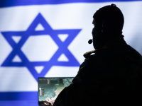 جريمة جنسية مع طفلة.. رسائل واتساب تكشف تورط مسؤول إسرائيلي كبير في فخ الـ FBI