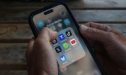 ليست فيسبوك ولا إنستغرام.. تعرف على التطبيقات التي يهرب إليها الأميركيون.