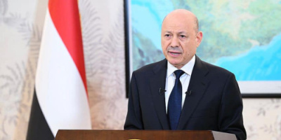 الرئيس العليمي يقلب الطاولة على الجميع: قرارات حاسمة ستغير مسار الأزمة.