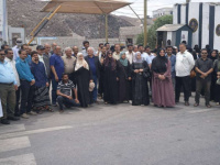 لليوم العاشر.. كوادر الأمانة العامة للانتقالي يواصلون احتجاجاتهم ضد إغلاق مقراتهم بـ عدن