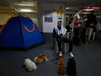 وزارة الصحة الإسرائيلية تعلن إصابة 1050 شخصاً وتضرر مئات المنازل جراء القصف الإيراني