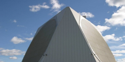 تقرير: فقدان رادارين في البحرين وقطر يزعزع الدفاع الصاروخي الأمريكي في المنطقة