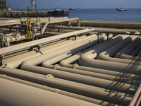 بين ليلة وضحاها.. كيف دفع هجوم "رأس تنورة" السعودية نحو خيارات عسكرية صعبة؟