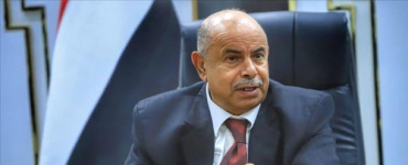 محافظ حضرموت سالم الخنبشي يحظر رفع صور الزُبيدي ويفتح ملف ملاحقة منتسبي "الانتقالي" قضائياً