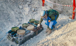 مشروع &laquo;مسام&raquo; يتلف 926 لغماً ومخلفات حربية في المكلا