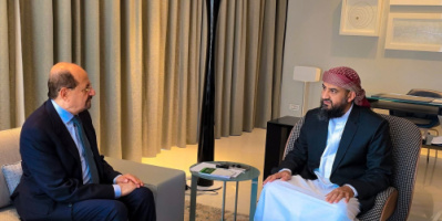 المحرّمي يلتقي رئيس الوزراء لمناقشة مستجدات الأوضاع ودعم مسار الإصلاحات الحكومية