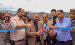اللواء القُبَّة يفتتح محطة معالجة مياه في ثوبة ويتفقد مشاريع مياه في قرى بمديرية الضالع