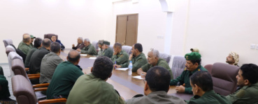 مدير أمن عدن يترأس اجتماعًا موسعًا لمدراء مراكز الشرطة ويشدد على تصعيد الحملات الأمنية وضبط الظواهر الخطرة
