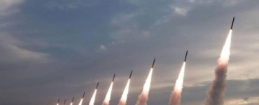 إخلاء فوري خلال ساعة.. إيران تتوعد باستهداف مصانع الصلب في 6 دول 