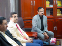 المحافظ بن الوزير يترأس اجتماعًا لتعزيز الاستقرار التمويني وضبط أسعار السلع في شبوة