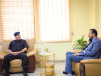 المحافظ شيخ يناقش مع اللواء شلال شايع سبل تعزيز الأمن والاستقرار في العاصمة عدن