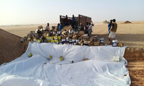 حضرموت: جمارك منفذ الوديعة تتلف بضائع منتهية وممنوعة بقيمة 46 مليون ريال