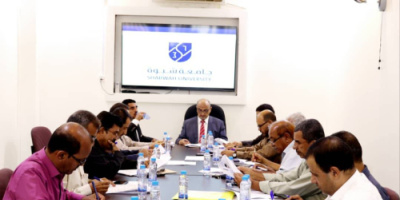 مجلس جامعة شبوة يطلع على مشروع إنشاء شبكة وطنية ودولية لمكاتب العلاقات الدولية ويقر تكريم الموظفين الأكثر انضباطا