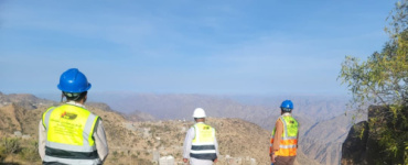 يافع: منظمه اليونبس UNOPS تدشّن مشروع محطة طاقة شمسية وخطوط نقل بجهد 33 ك.ف