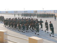 كلية الشرطة حضرموت تؤكد رسالتها الأمنية والانضباطية في طابور الختام الأسبوعي بعرض عسكري مهيب ورسائل استراتيجية للمستقبل