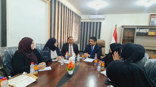 وزير التعليم الفني والتدريب المهني يلتقي برئيسة اللجنة الوطنية للمرأة لبحث التنسيق والتعاون المشترك