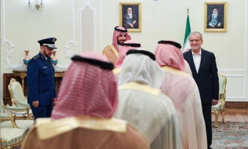 من حلف مكة للدفاع المشترك إلى طهران.. السعودية تستنجد بإيران بعد عجزها عن حماية أراضيها ومنشآتها الحيوية!
